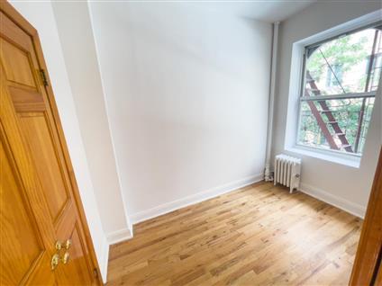 234-236 Thompson Street 3 Greenwich Village New York NY 10012