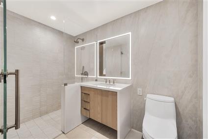 3 Court Square 902 Long Island City Queens NY 11101