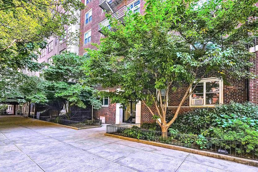 30 Monroe Place Brooklyn Heights Brooklyn NY 11201