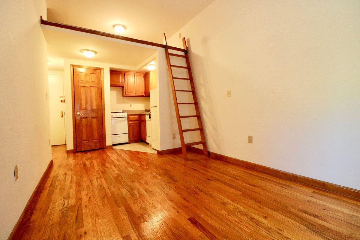491 Columbus Avenue, Apt 2-C, New York, NY 10024
