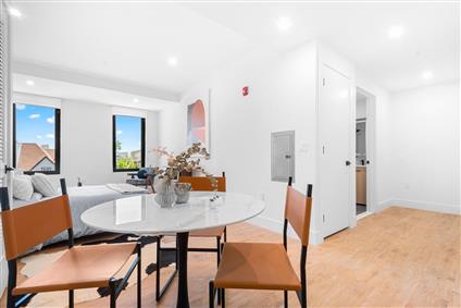 669 Bergen Avenue 686 Jersey City Jersey City NJ 07304