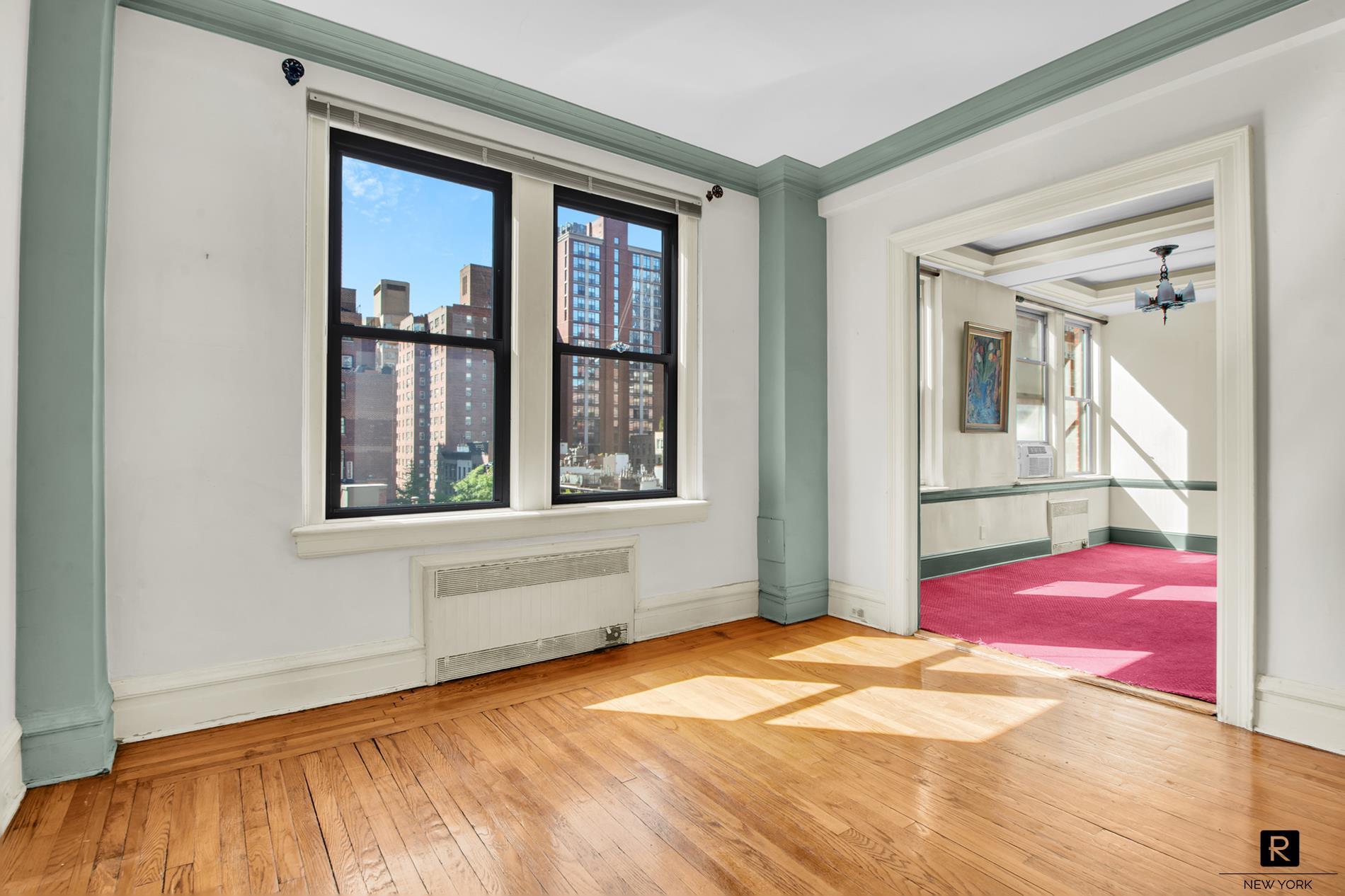 136 East 36th Street Murray Hill New York NY 10016 - R New York