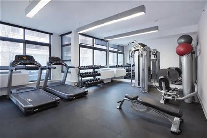 48-21 5th Street 4-M Hunters Point Queens NY 11101