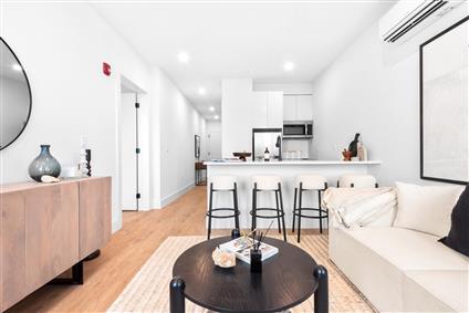 669 Bergen Avenue 517 Jersey City Jersey City NJ 07304