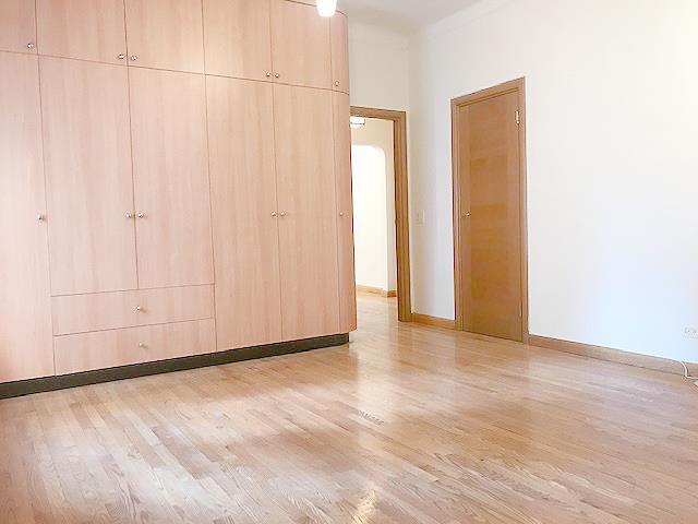 57 West 58th Street Midtown West New York NY 10019