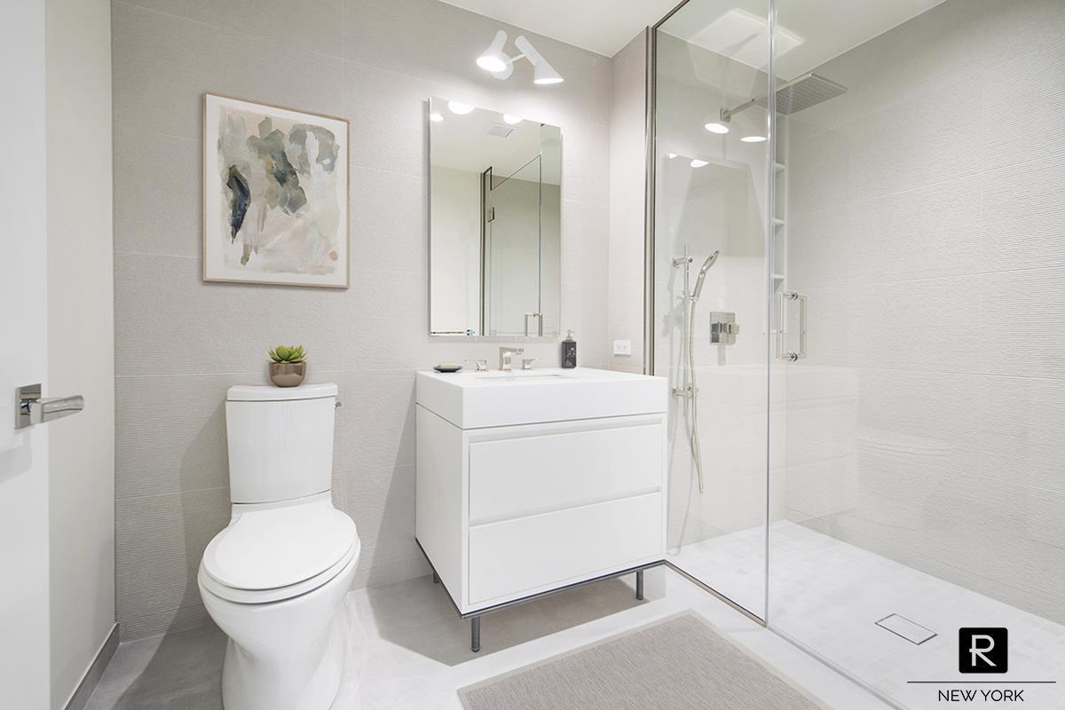 200 East 20th Street Gramercy Park New York NY 10003