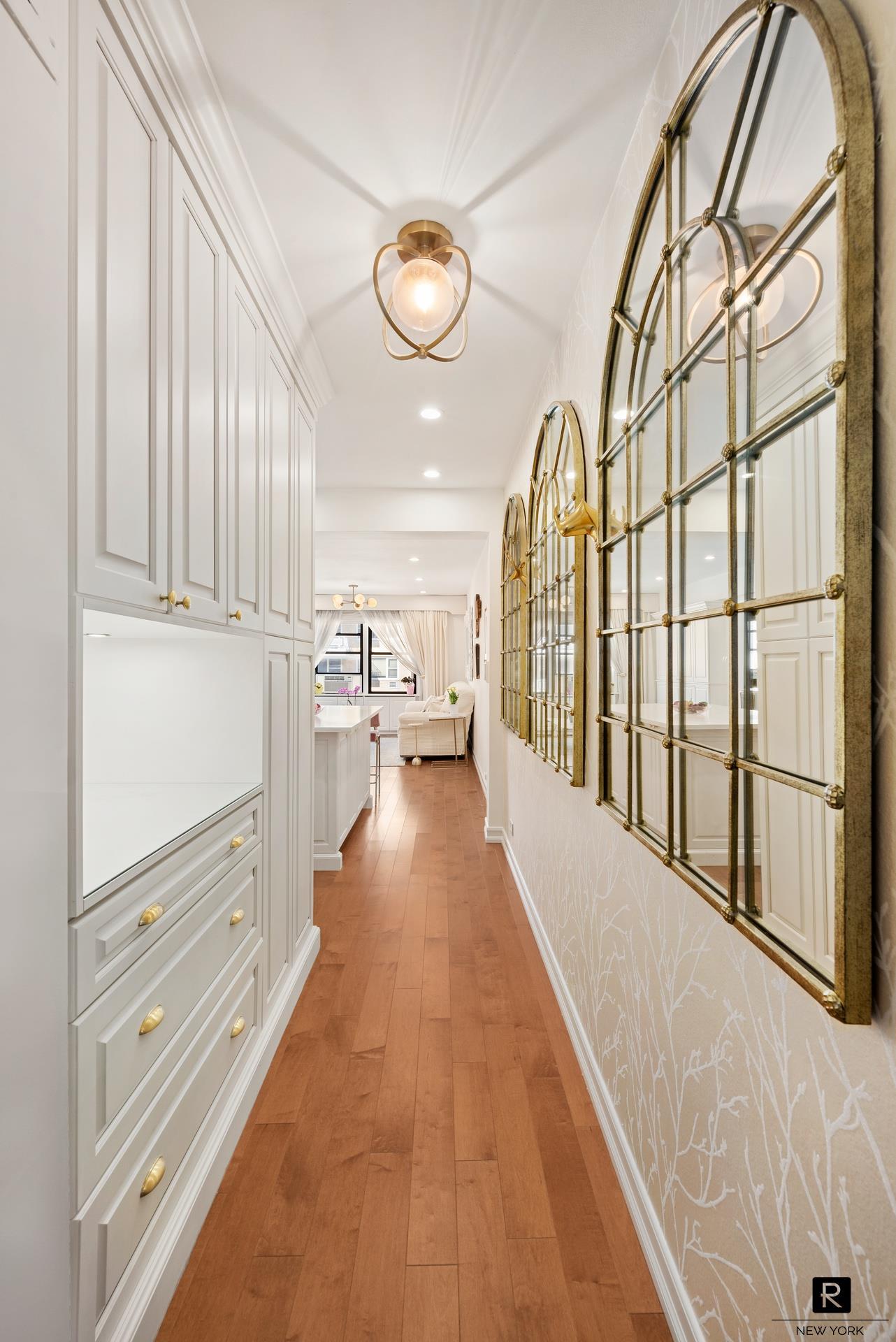 54 East 8th Street Greenwich Village New York NY 10003