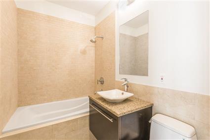 42-37 27th Street 3A Long Island City Queens NY 11101