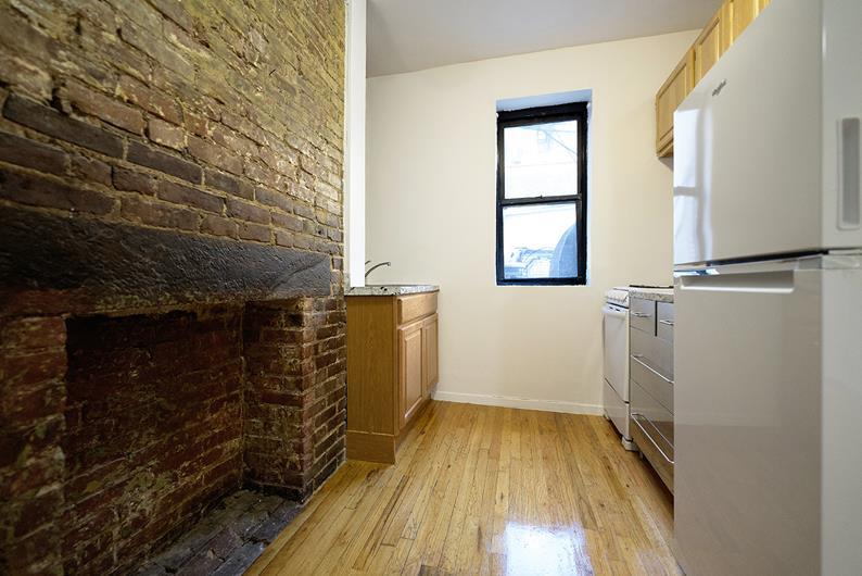 443 East 6th Street 2 E. Greenwich Village New York NY 10009