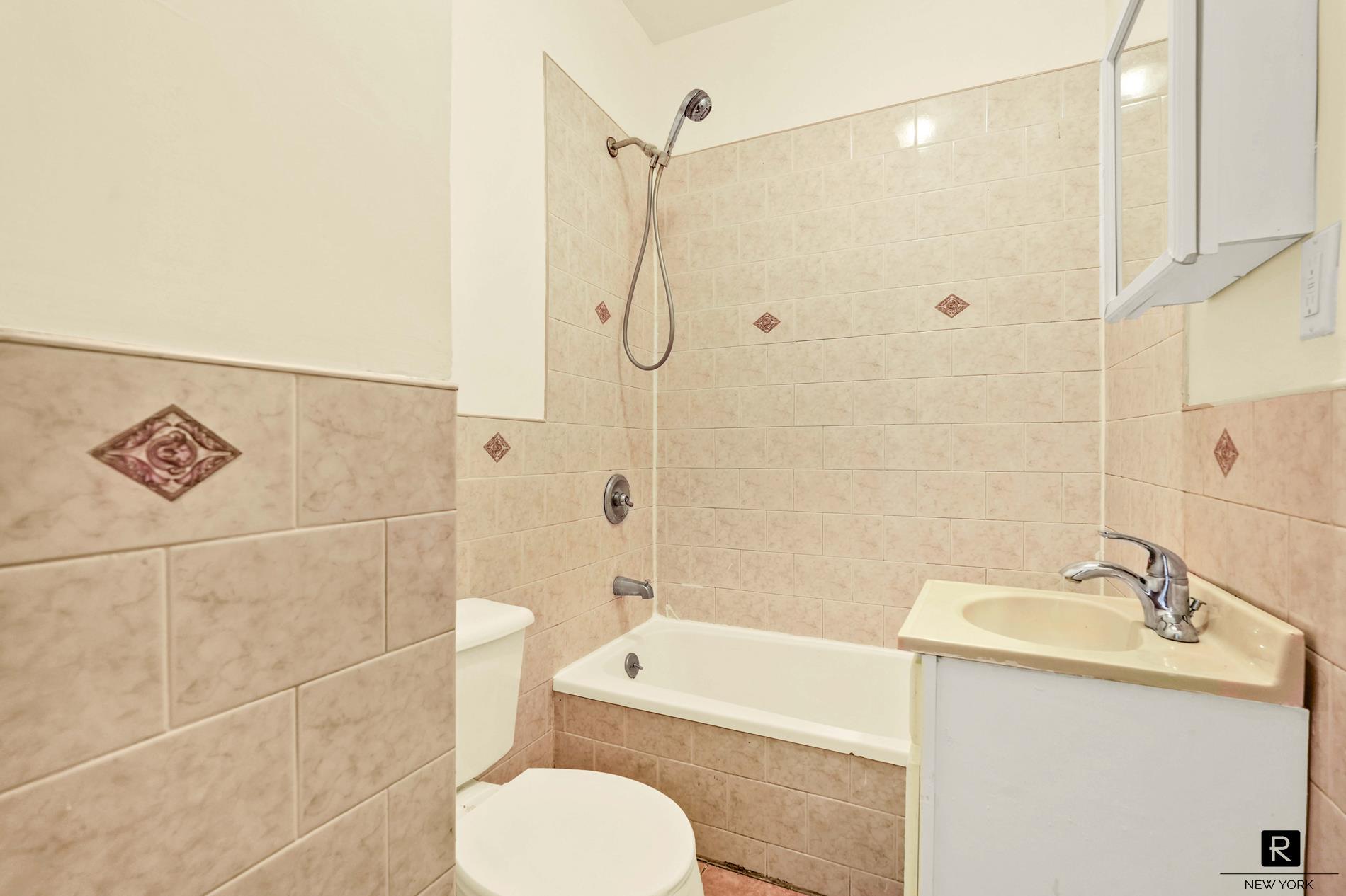 166A Hull Street Bedford Stuyvesant Brooklyn NY 11233