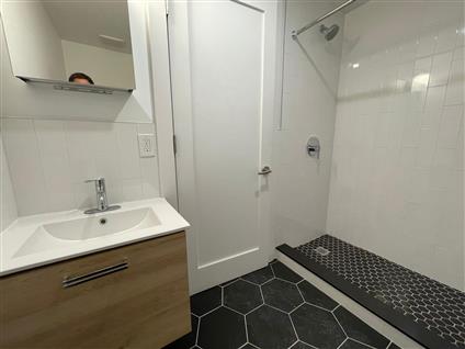 334 East 9th Street 7 E. Greenwich Village New York NY 10003