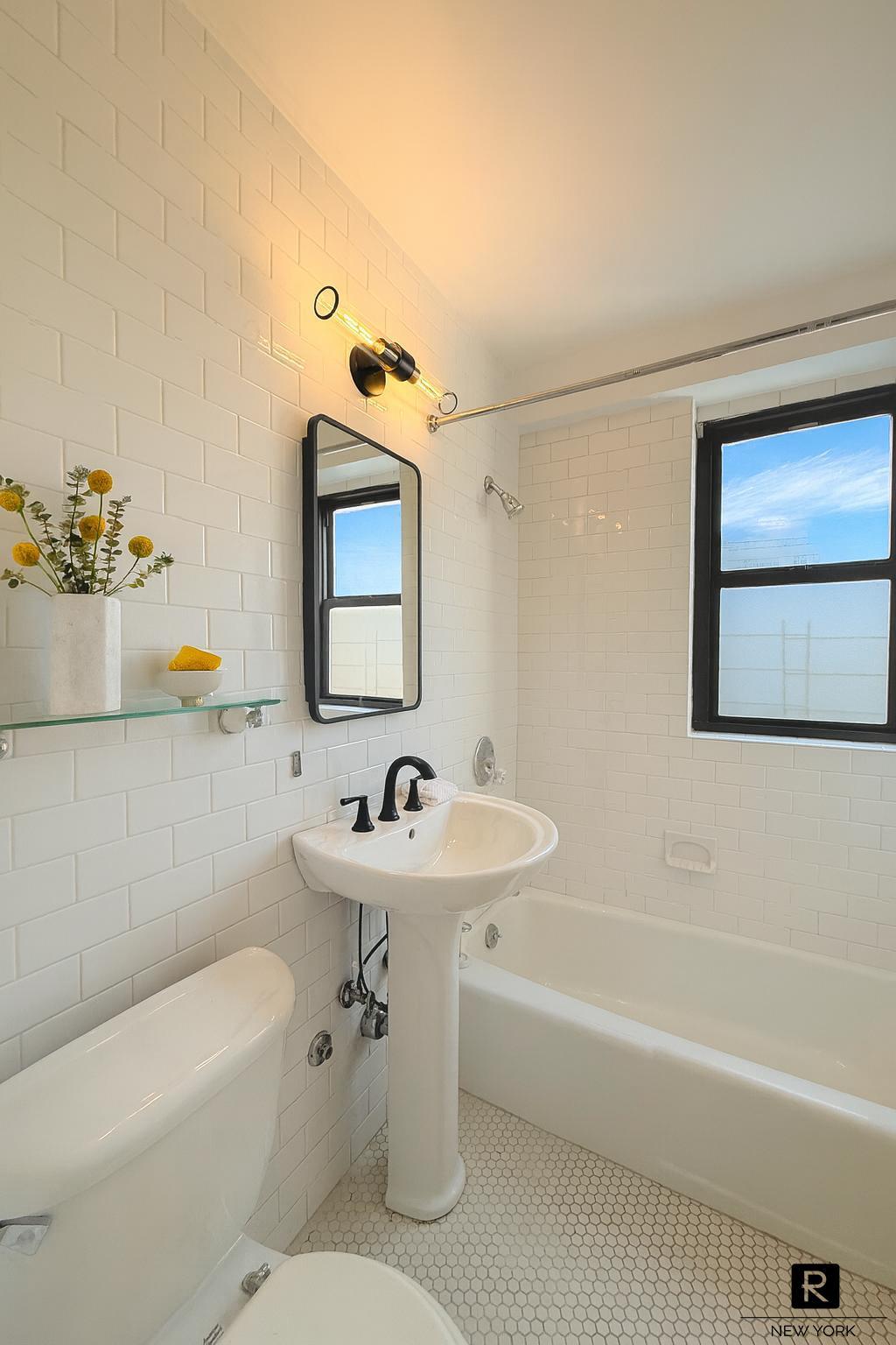 115 East 9th Street E. Greenwich Village New York NY 10003