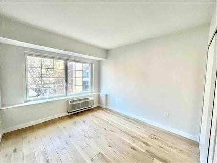 555 Waverly Avenue 4G Clinton Hill Brooklyn NY 11238