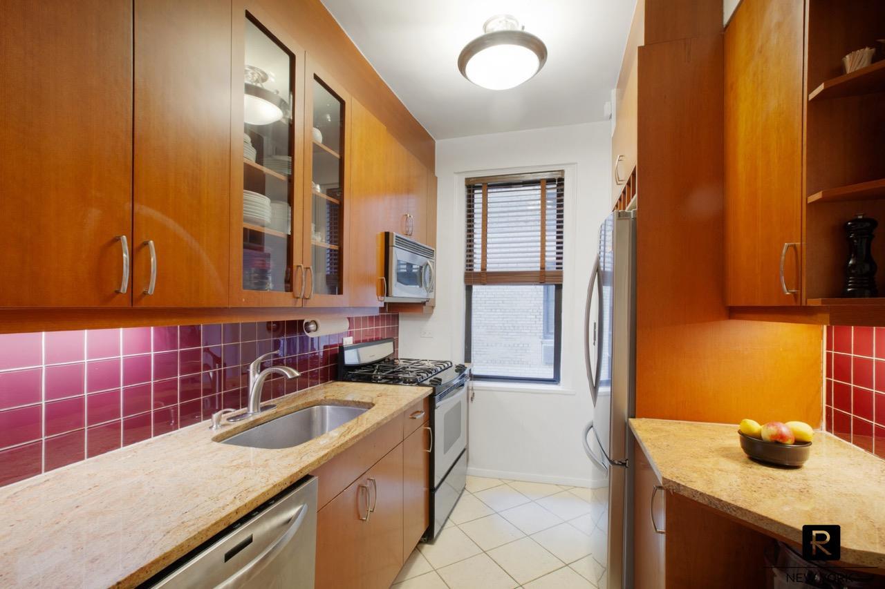 305 West 86th Street Upper West Side New York NY 10024
