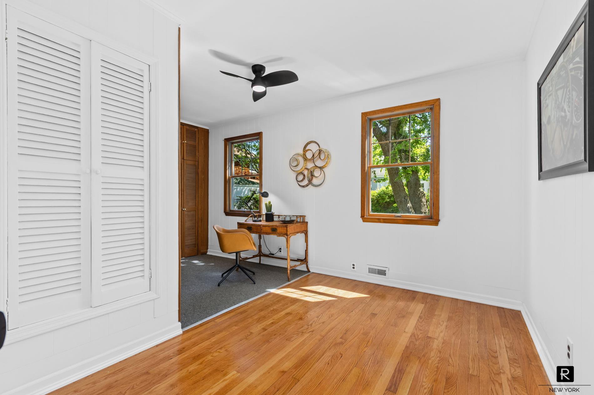 25 Bay Street Throgs Neck Bronx NY 10464