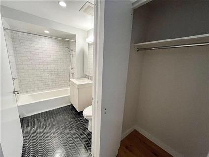 555 Waverly Avenue 2E Clinton Hill Brooklyn NY 11238