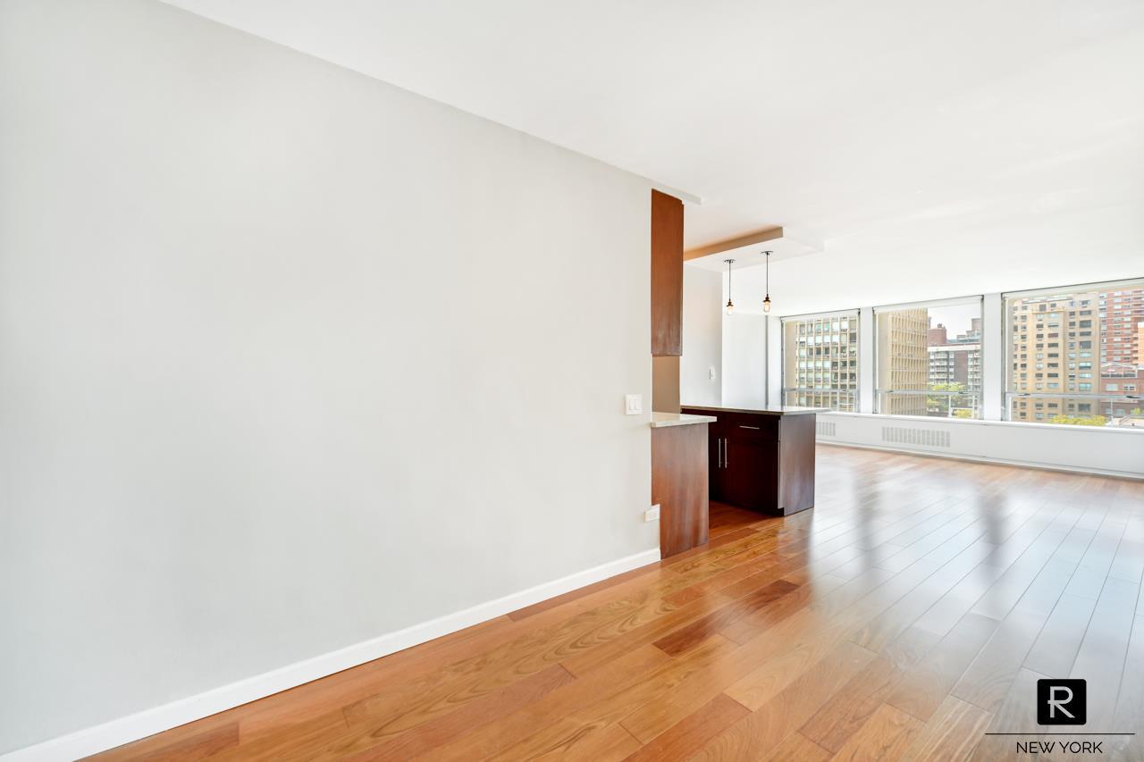 300 East 33rd Street Kips Bay New York NY 10016