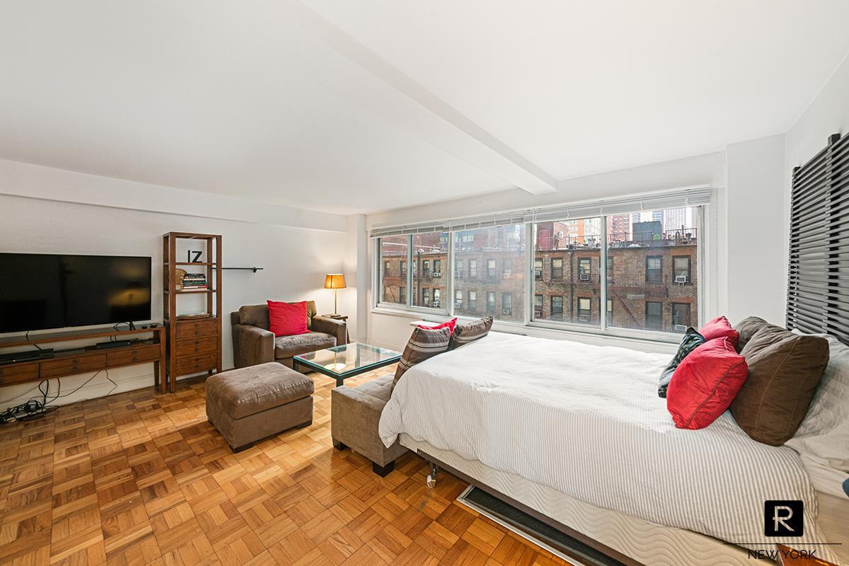 240 East 55th Street Turtle Bay New York NY 10022