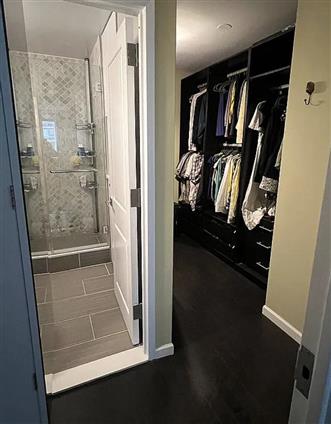 4-74 48th Avenue 28-C Hunters Point Queens NY 11109