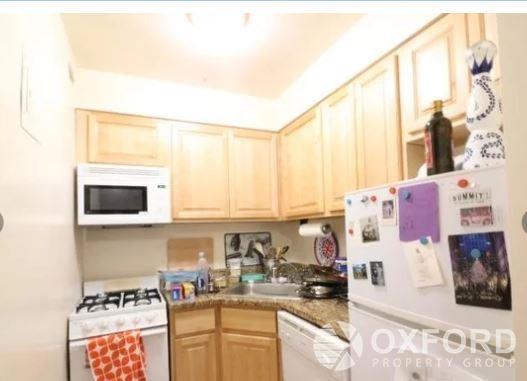 42 West 75th Street, Apt 2F, New York, NY 10023