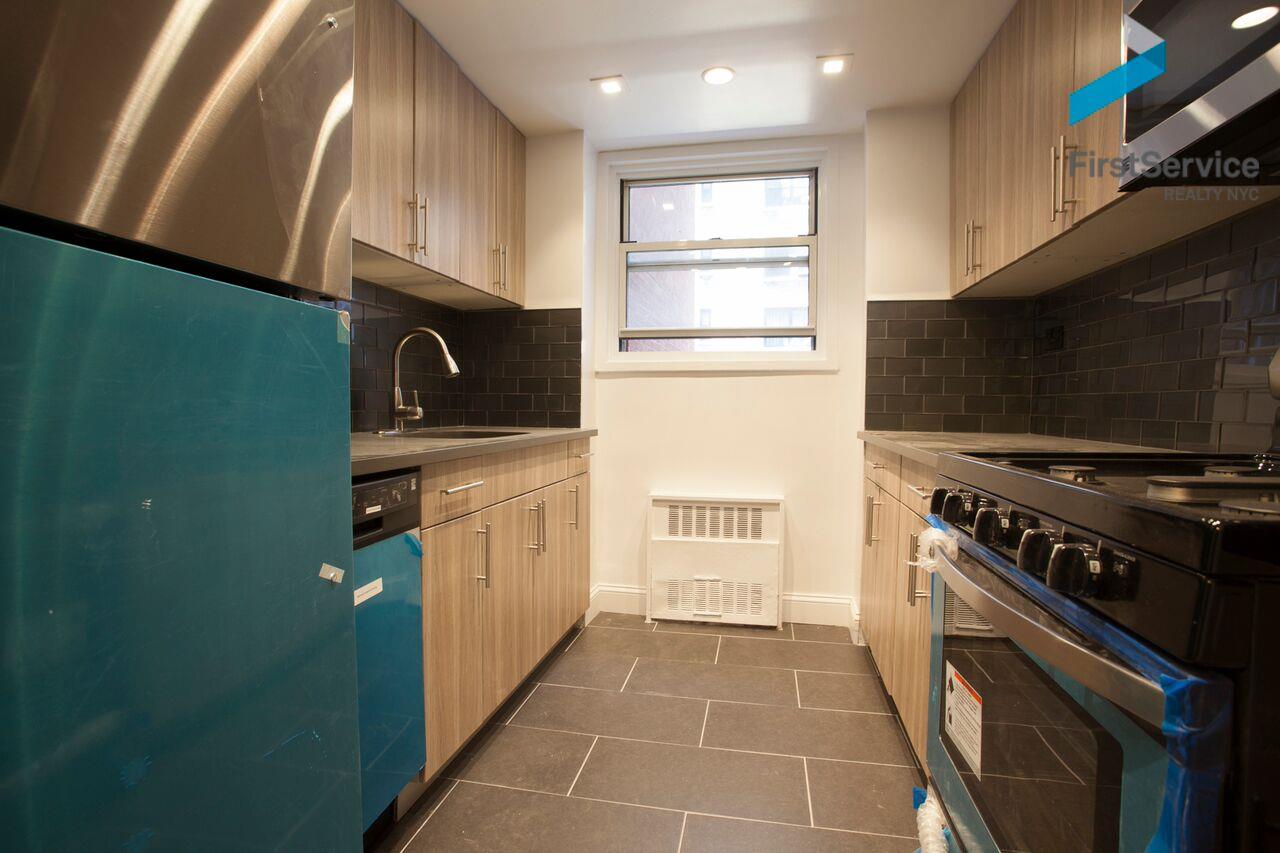 141 East 89th Street 5-E Carnegie Hill New York NY 10128