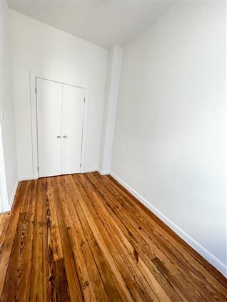234-236 Thompson Street 17 Greenwich Village New York NY 10012