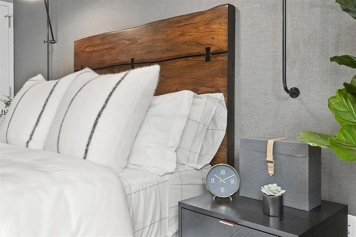 555 Waverly Avenue 8-E Clinton Hill Brooklyn NY 11238