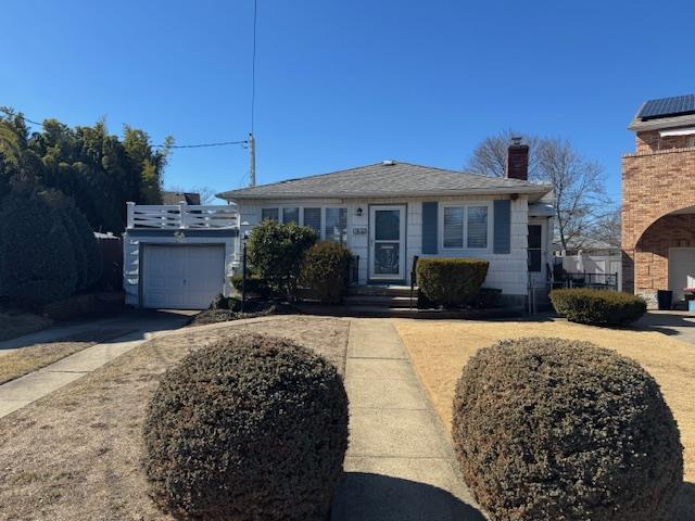 38-02 254th Street Little Neck Queens NY 11363