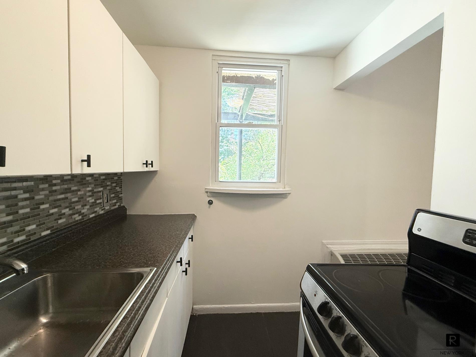 353 West 19th Street Chelsea New York NY 10011