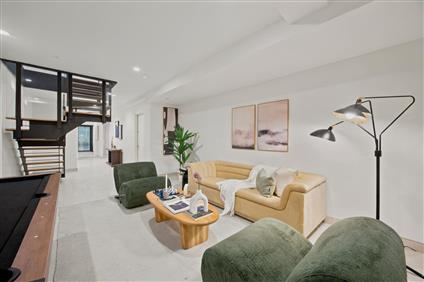 5-12 51st Avenue 1 Hunters Point Queens NY 11101