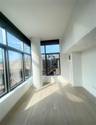 3 Court Square 403 Long Island City Queens NY 11101