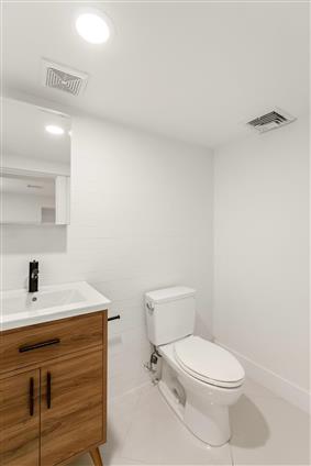433 Bainbridge Street 1 Stuyvesant Heights Brooklyn NY 11233