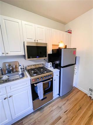 257 West 10th Street 2-E W. Greenwich Village New York NY 10011