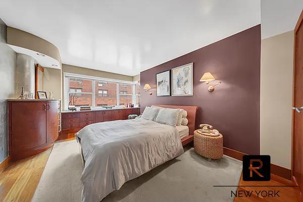 211 East 53rd Street Midtown East New York NY 10022