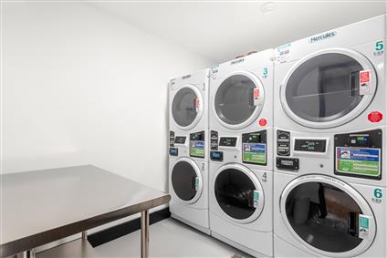 669 Bergen Avenue 516 Jersey City Jersey City NJ 07304