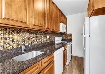21-05 33rd Street 5-D Steinway-Ditmars Queens NY 11105