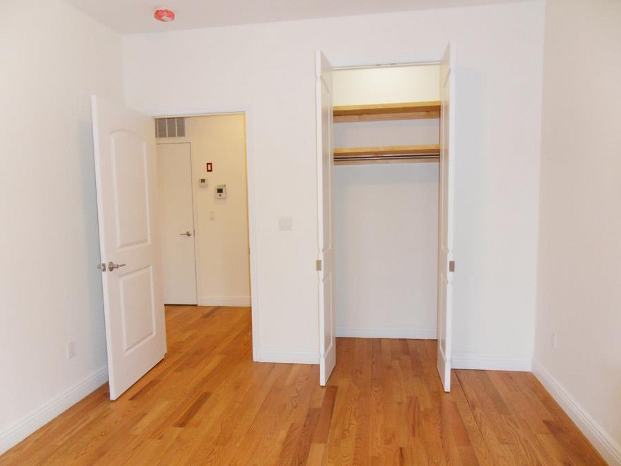 555 Eastern Parkway Crown Heights Brooklyn NY 11216