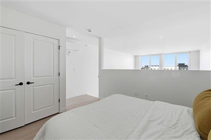 1 Mallory Avenue 4050 Jersey City Jersey City NJ 07305