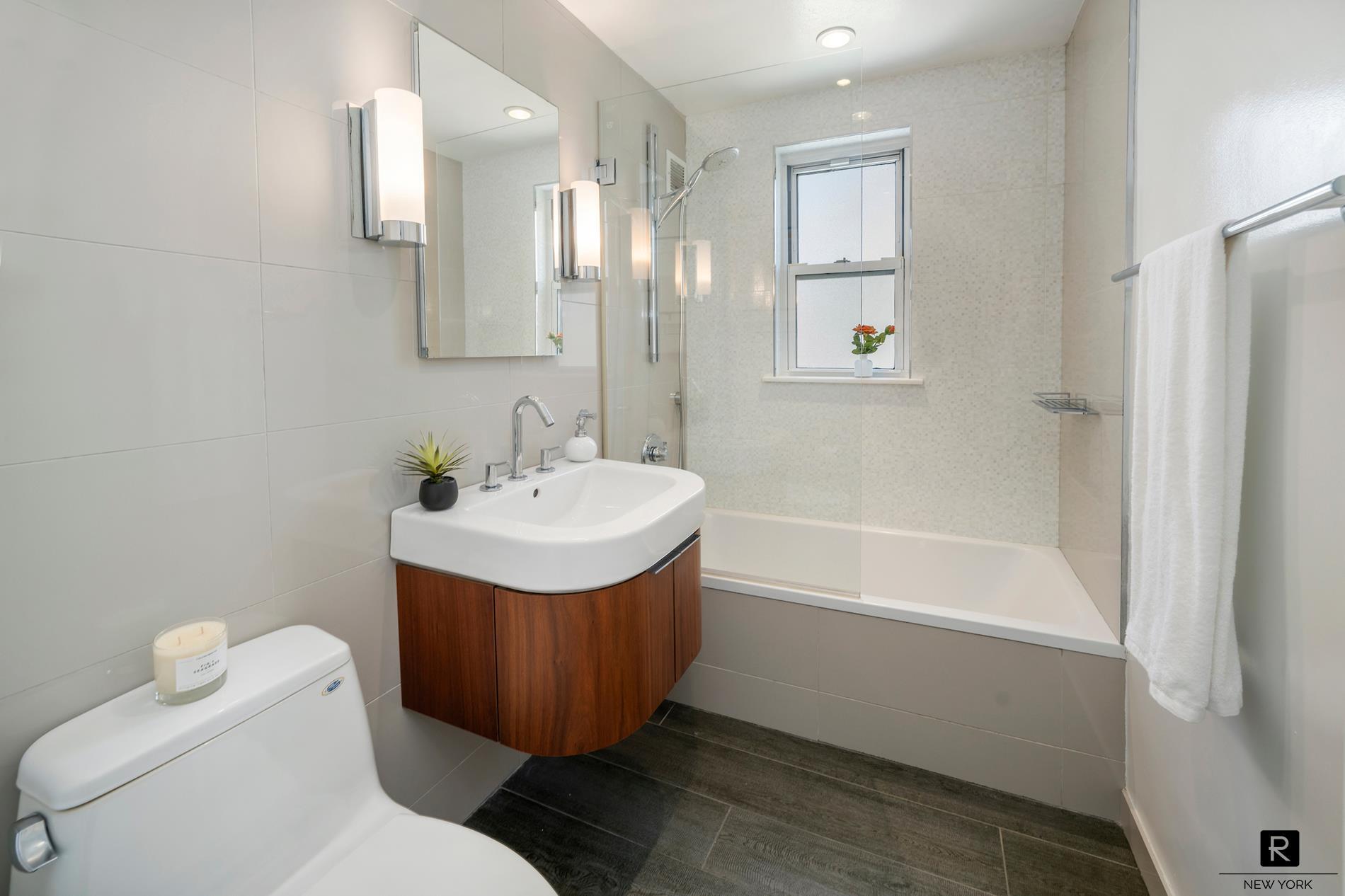 301 East 48th Street Midtown East New York NY 10017