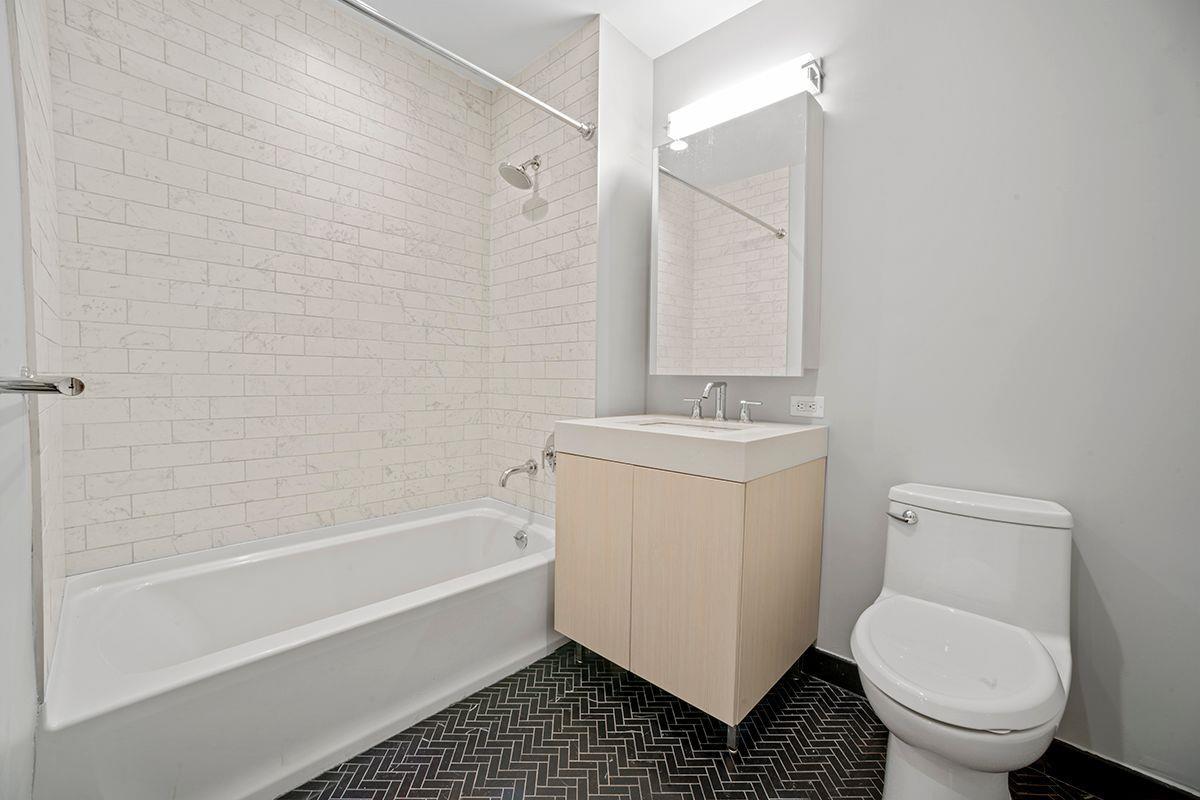 555 Waverly Avenue 2-B Clinton Hill Brooklyn NY 11238