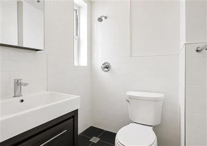 292 Nassau Avenue 1-R Greenpoint Brooklyn NY 11222