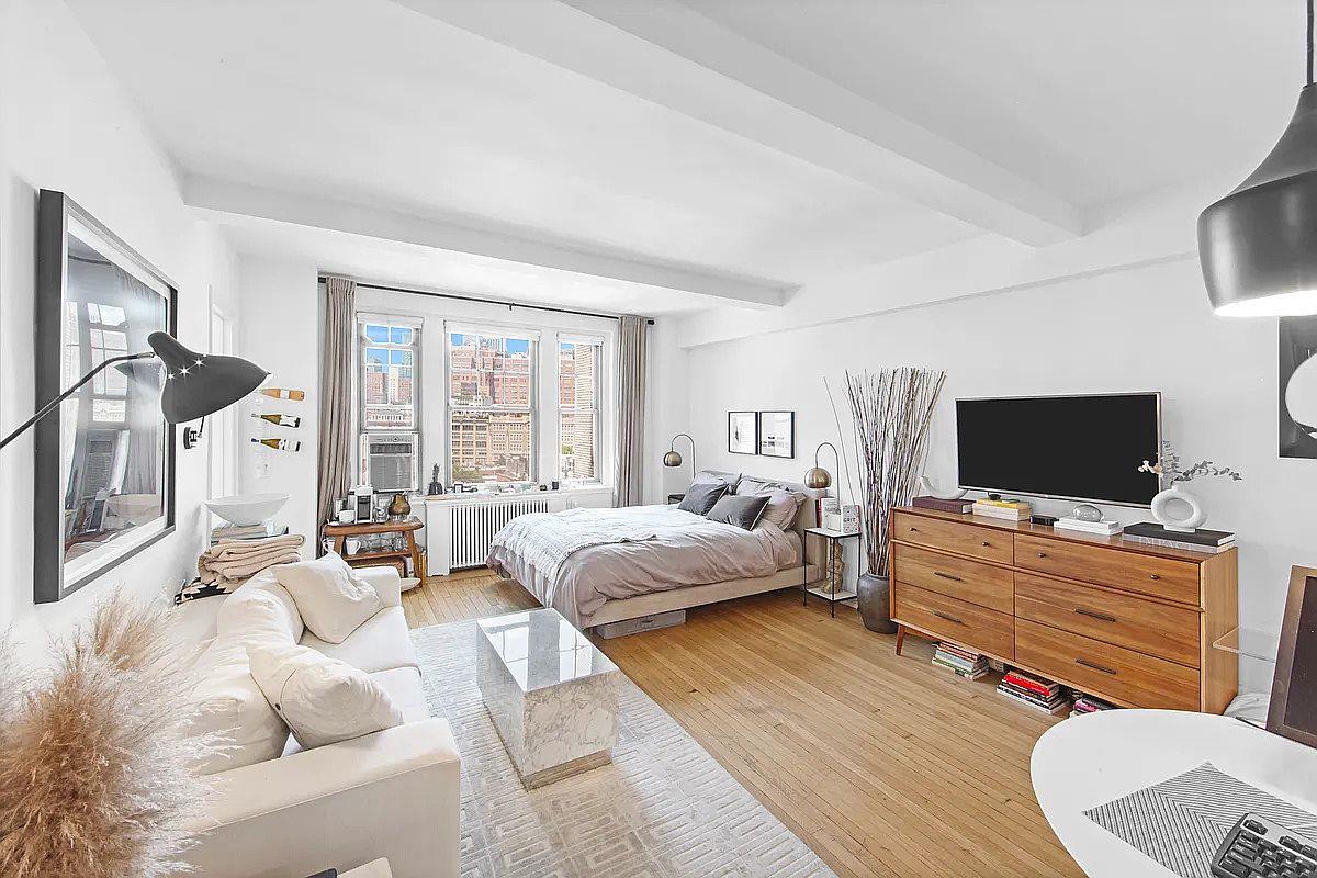 299 West 12th Street, Apt 9-L, New York, NY 10014