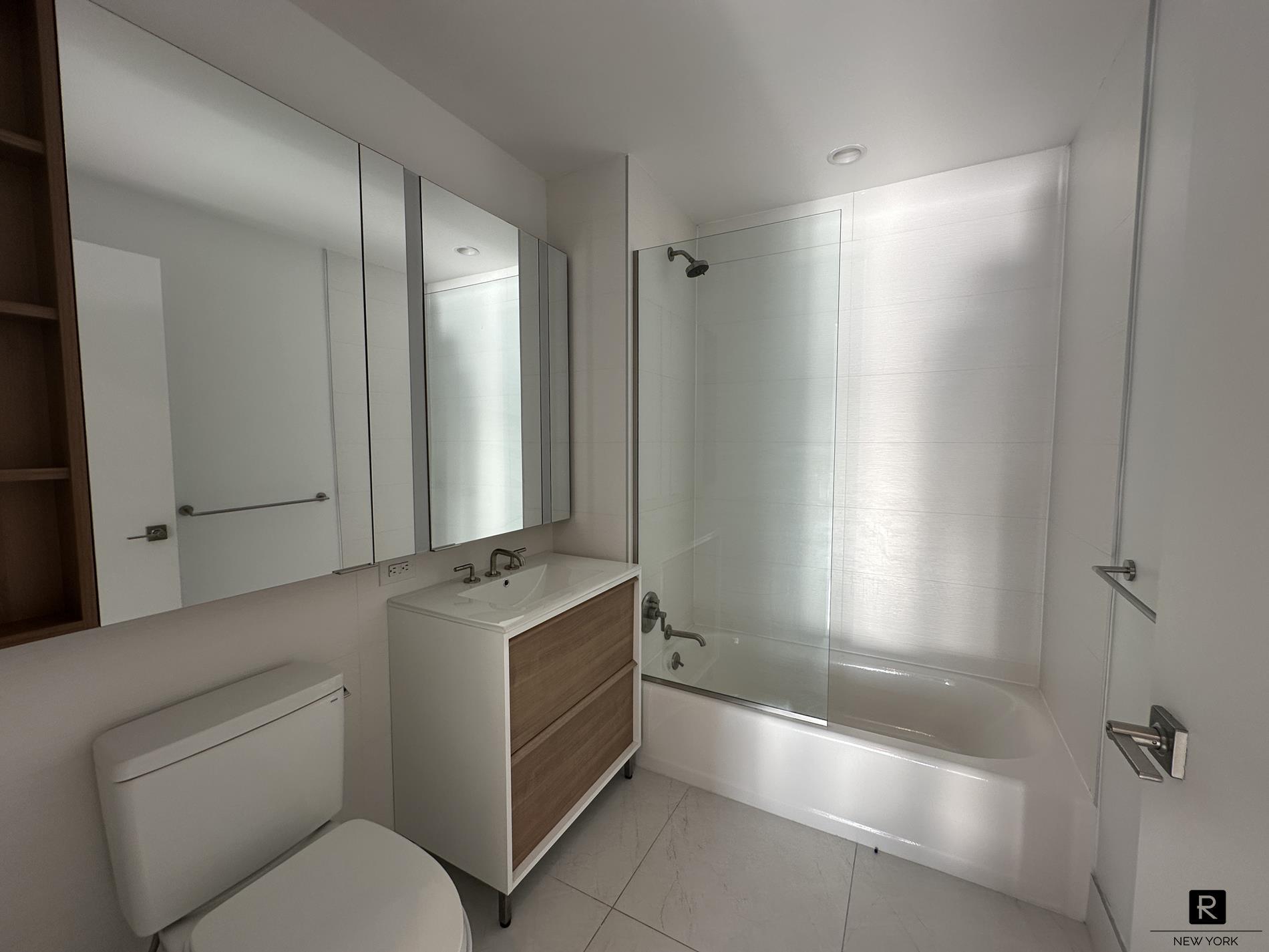 87 Commercial Street Greenpoint Brooklyn NY 11222