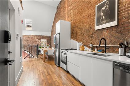 380 Montgomery Street 4091 Jersey City Jersey City NJ 07302