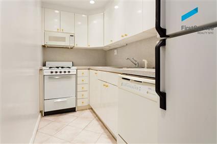 141 East 89th Street 8-M Carnegie Hill New York NY 10128