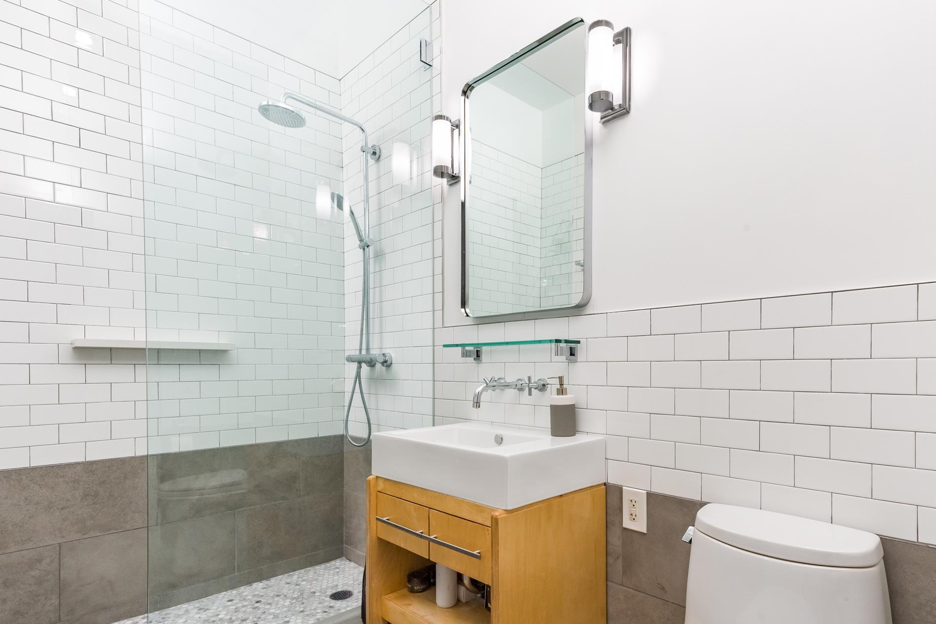 27-28 Thomson Avenue 547 Long Island City Queens NY 11101