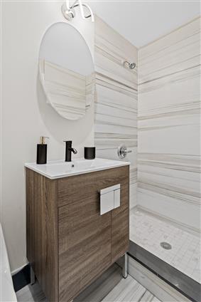 26-15 4th Street 9-B Astoria Queens NY 11102