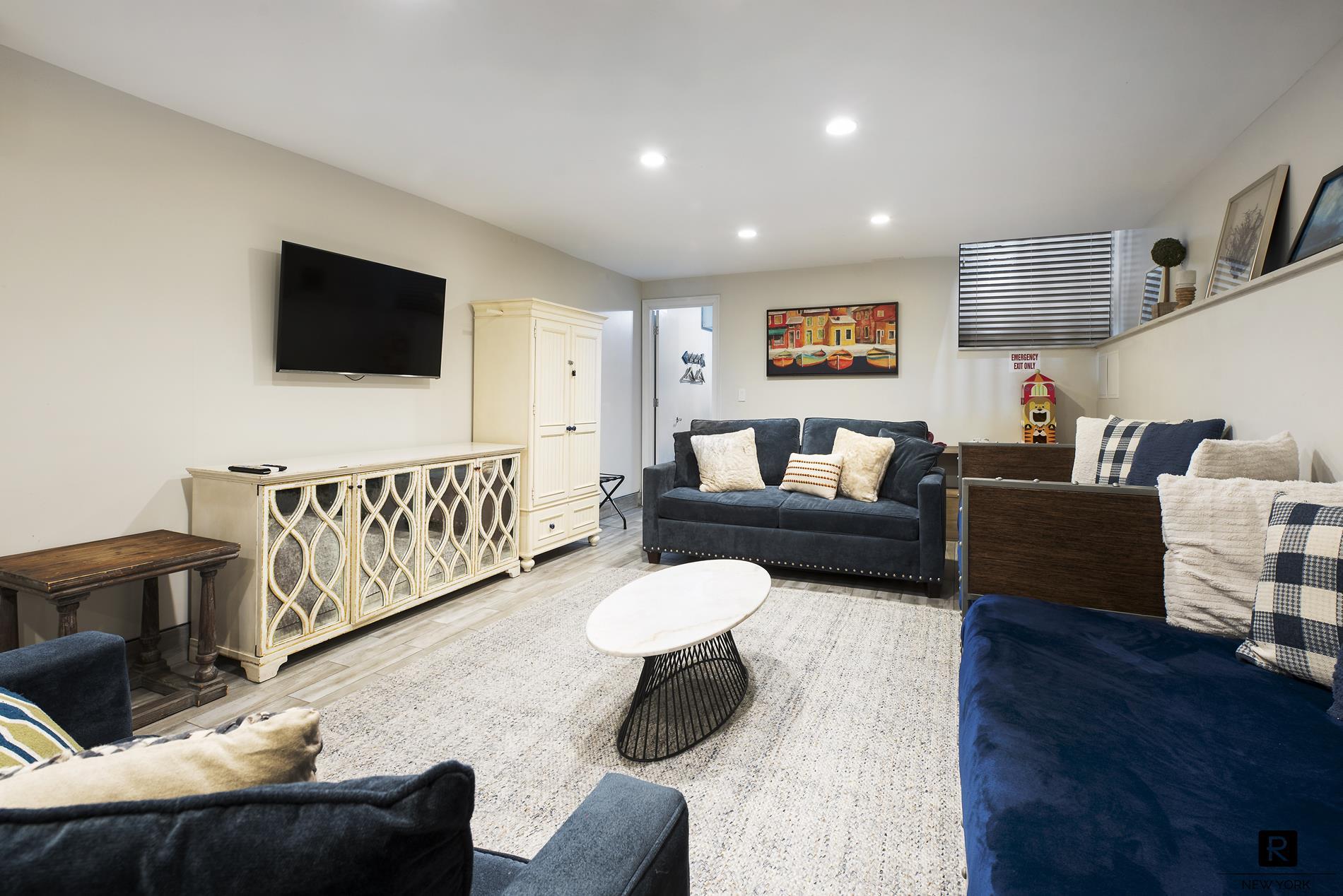 318 West 71st Street Upper West Side New York NY 10023
