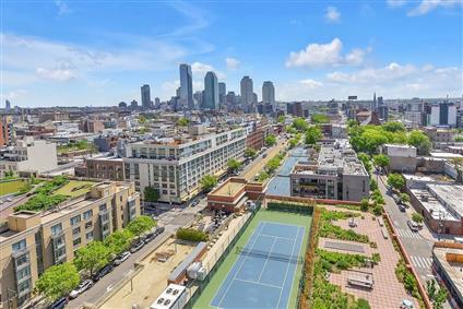 4-74 48th Avenue 14-M Hunters Point Queens NY 11109