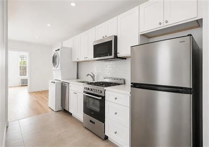 292 Nassau Avenue 1-R Greenpoint Brooklyn NY 11222